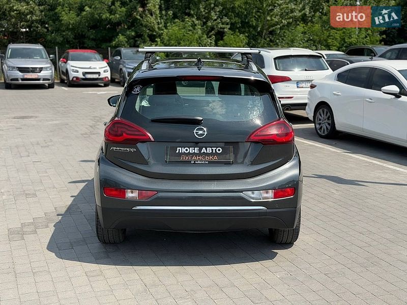 Хэтчбек Opel Ampera-e 2017 в Львове