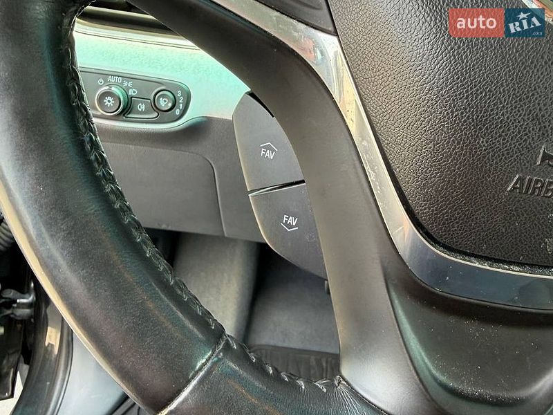 Хэтчбек Opel Ampera-e 2017 в Львове