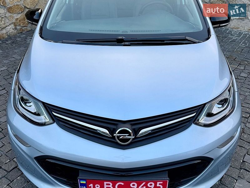 Хэтчбек Opel Ampera-e 2017 в Ровно