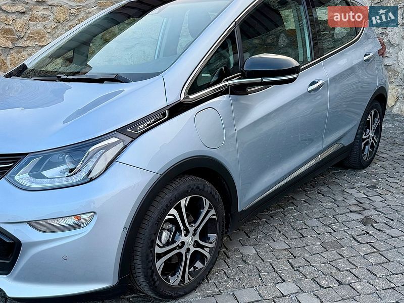 Хэтчбек Opel Ampera-e 2017 в Ровно