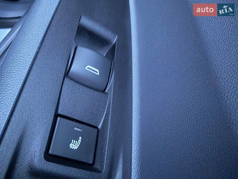 Хэтчбек Opel Ampera-e 2017 в Ровно