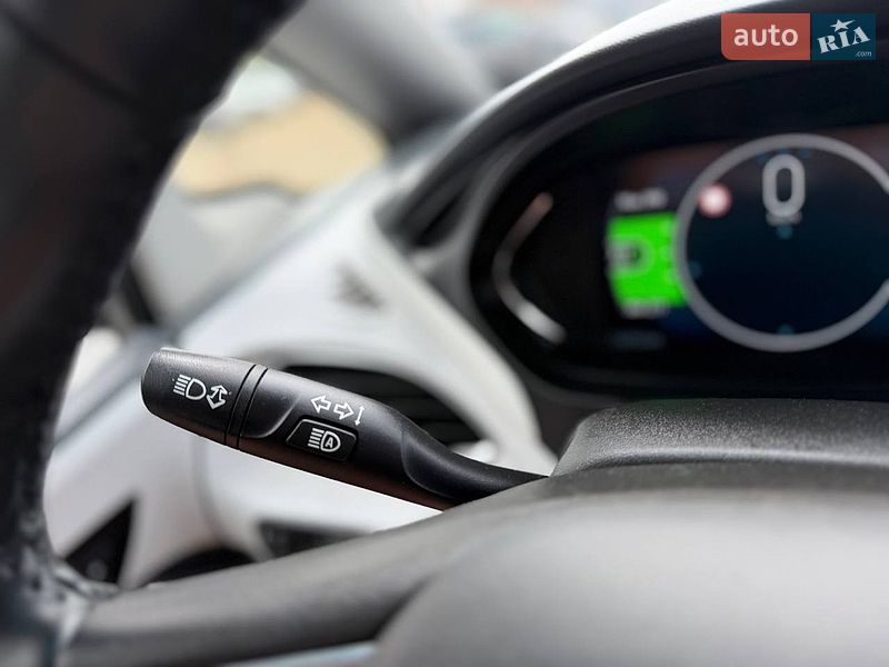 Хэтчбек Opel Ampera-e 2018 в Коломые фото 23 Хэтчбек Opel Ampera-e 2018 в Коломые