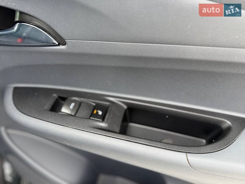 Хэтчбек Opel Ampera-e 2018 в Коломые фото 36 Хэтчбек Opel Ampera-e 2018 в Коломые