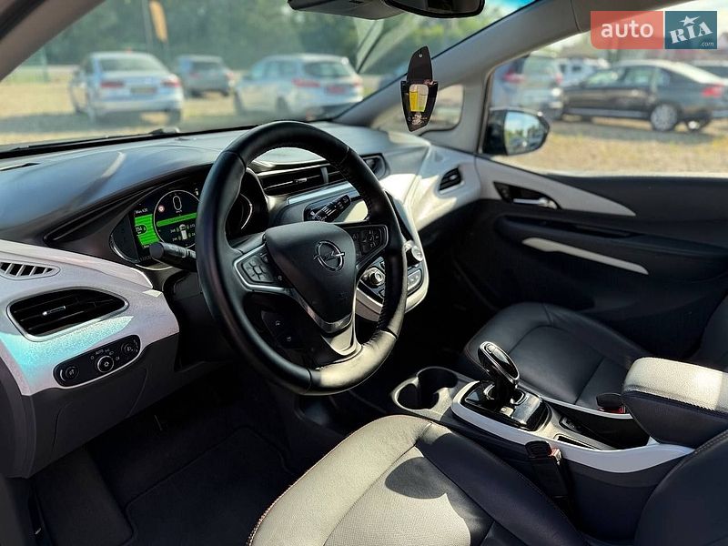 Хэтчбек Opel Ampera-e 2018 в Коломые