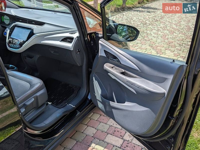 Хэтчбек Opel Ampera-e 2017 в Луцке