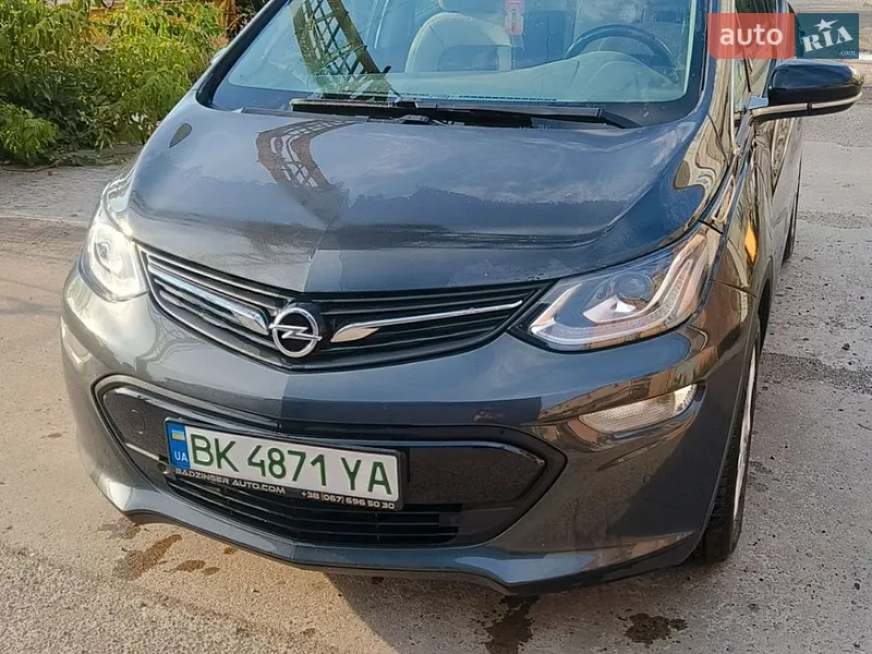 Opel Ampera-e 2019