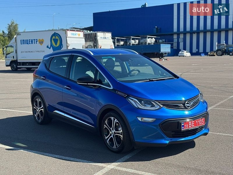 Хэтчбек Opel Ampera-e 2017 в Ровно