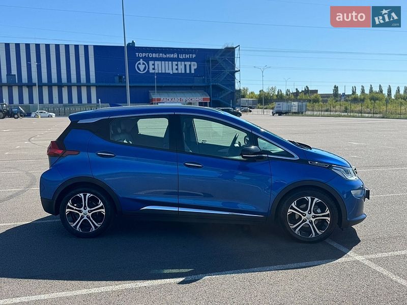 Хэтчбек Opel Ampera-e 2017 в Ровно