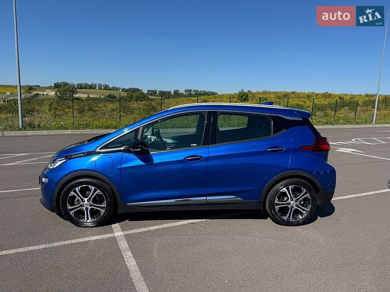Хэтчбек Opel Ampera-e 2017 в Ровно