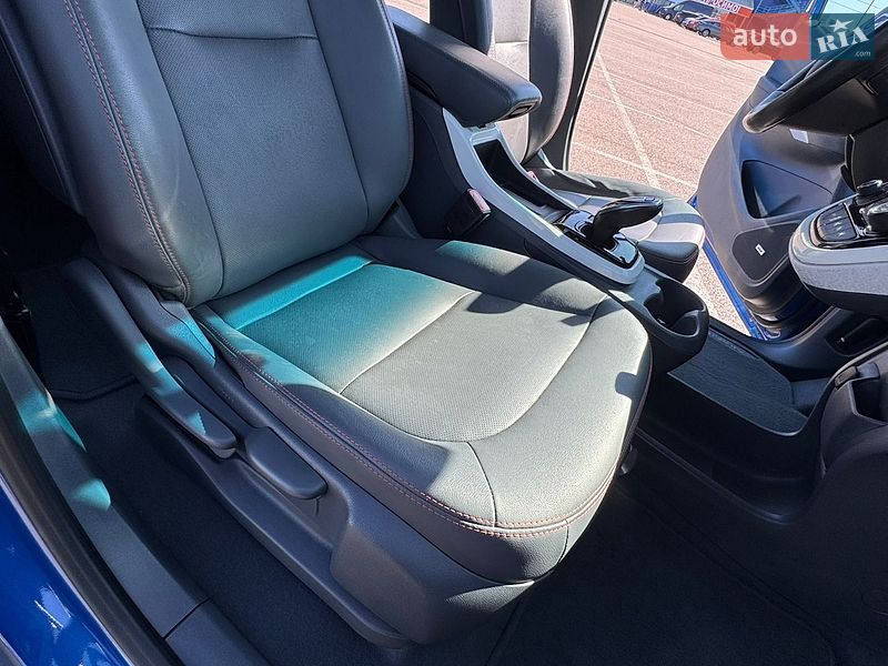 Хэтчбек Opel Ampera-e 2017 в Ровно