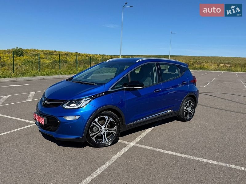 Хэтчбек Opel Ampera-e 2017 в Ровно
