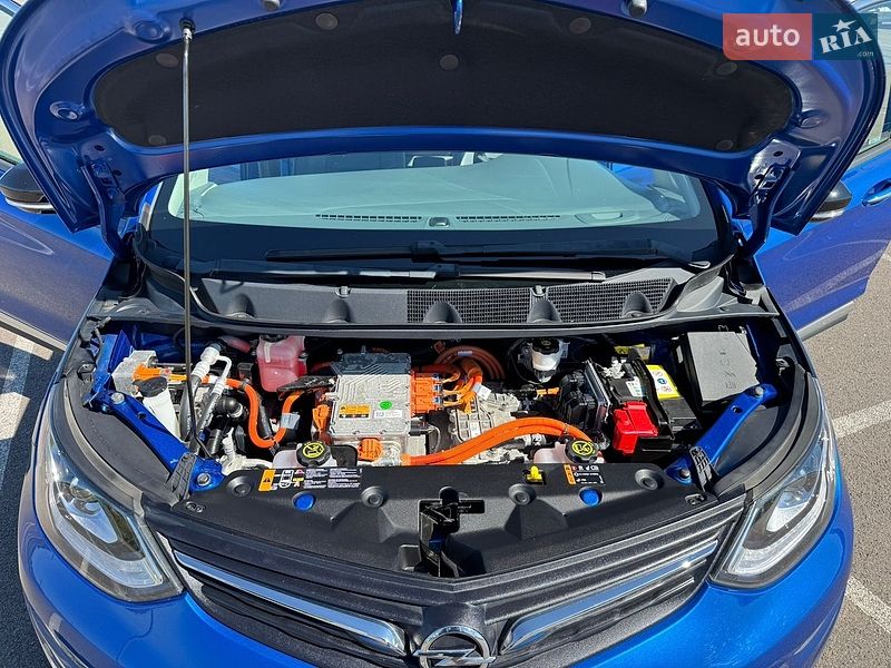 Хэтчбек Opel Ampera-e 2017 в Ровно