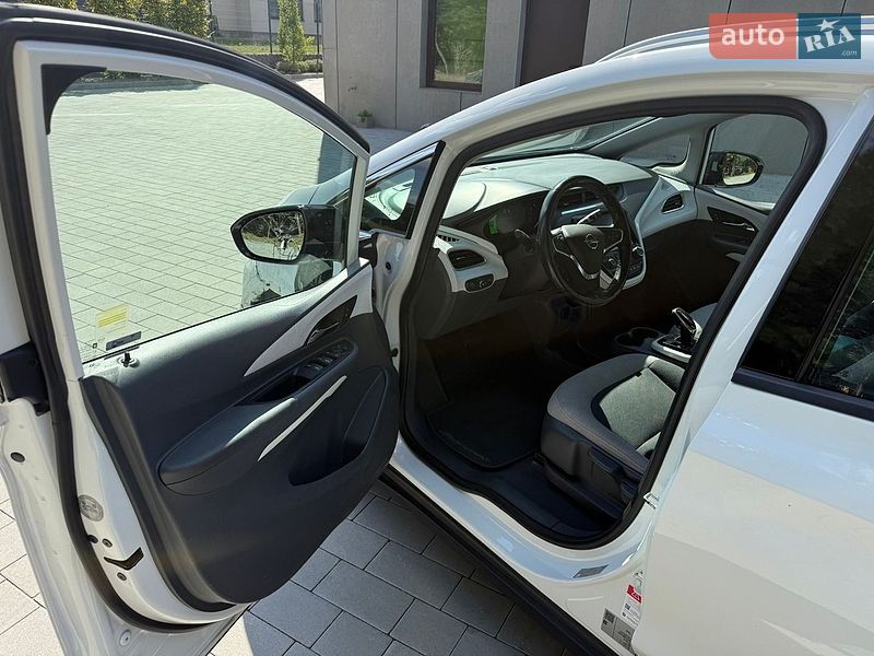 Хэтчбек Opel Ampera-e 2018 в Луцке
