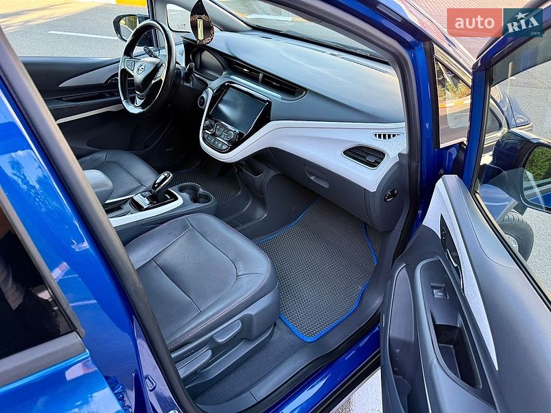 Хетчбек Opel Ampera-e 2018 в Києві фото 16 Хетчбек Opel Ampera-e 2018 в Києві
