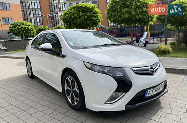 Хэтчбек Opel Ampera 2012 в 