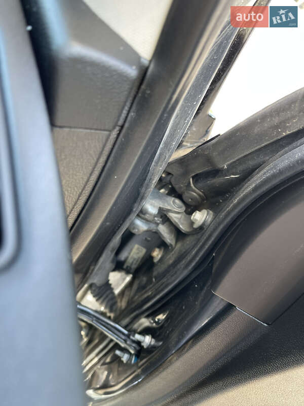 Хэтчбек Opel Ampera 2012 в Киеве фото 19 Хэтчбек Opel Ampera 2012 в Киеве