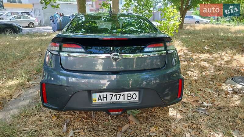 Хэтчбек Opel Ampera 2012 в Одессе