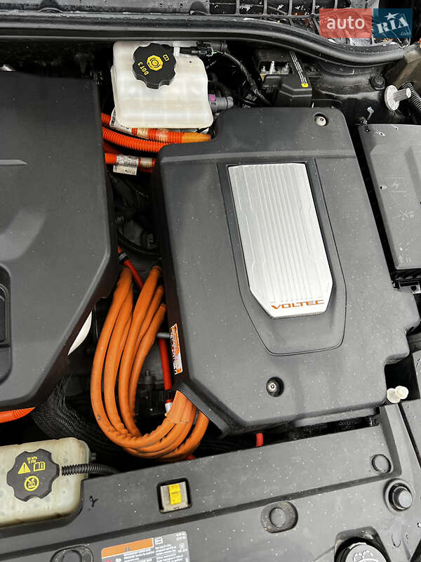 Хэтчбек Opel Ampera 2012 в Любомле