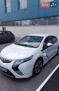 Хэтчбек Opel Ampera 2012 в 