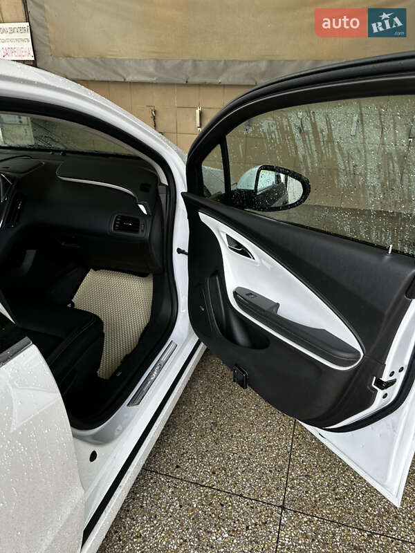 Хетчбек Opel Ampera 2012 в Києві
