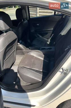 Хэтчбек Opel Ampera 2013 в 
