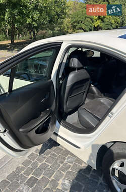 Хэтчбек Opel Ampera 2013 в 