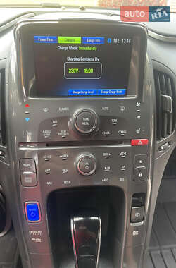Хэтчбек Opel Ampera 2012 в 