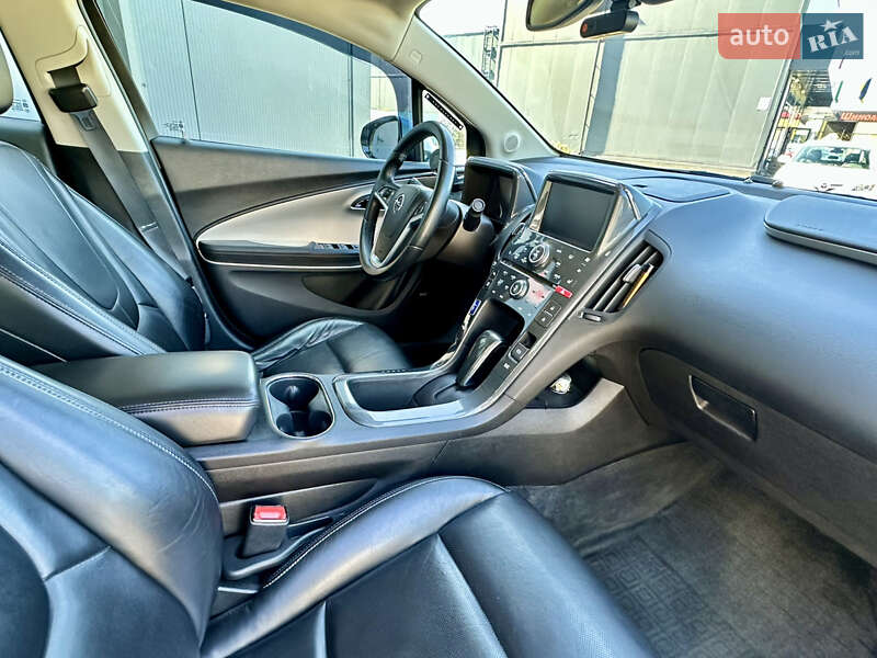 Хэтчбек Opel Ampera 2012 в Киеве фото 9 Хэтчбек Opel Ampera 2012 в Киеве