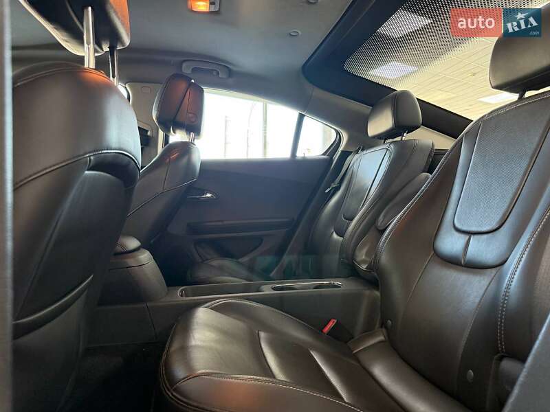 Хэтчбек Opel Ampera 2012 в Киеве