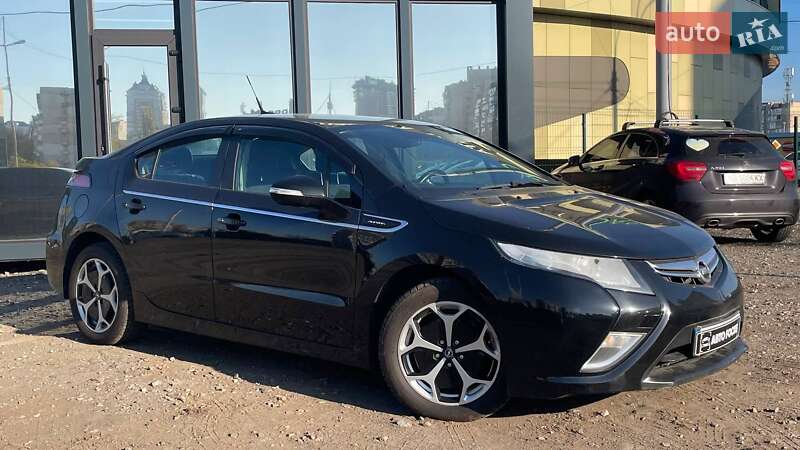 Opel Ampera 2012