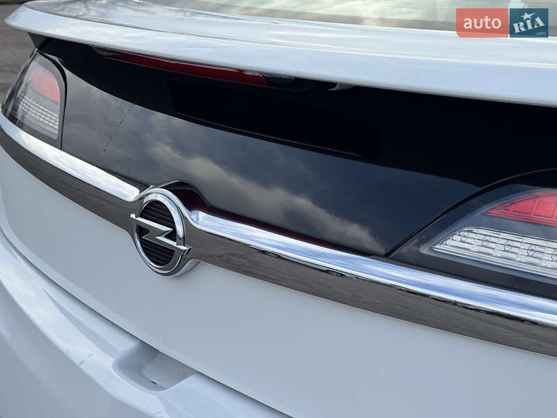 Хэтчбек Opel Ampera 2012 в Белой Церкви