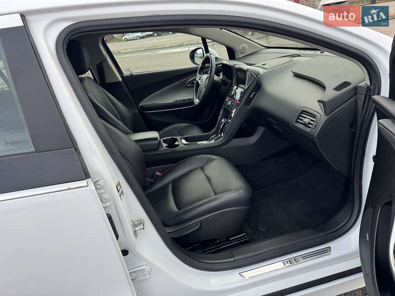 Хэтчбек Opel Ampera 2012 в Белой Церкви