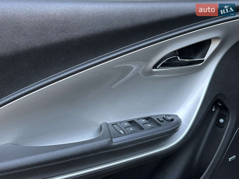 Хетчбек Opel Ampera 2012 в Миколаєві