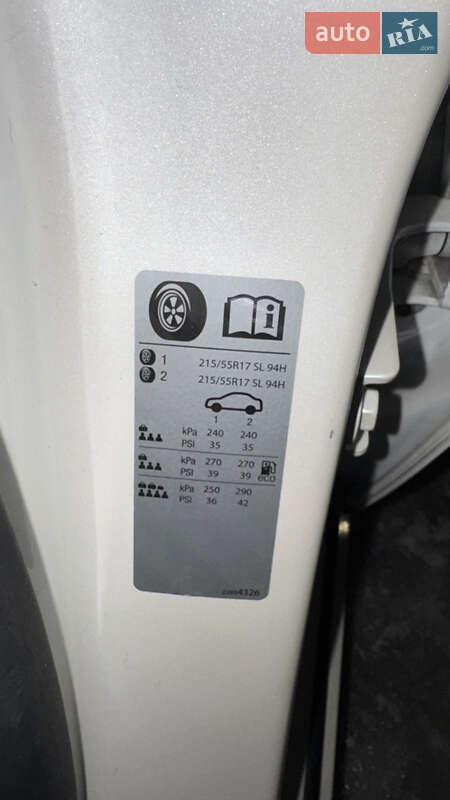 Хетчбек Opel Ampera 2011 в Івано-Франківську