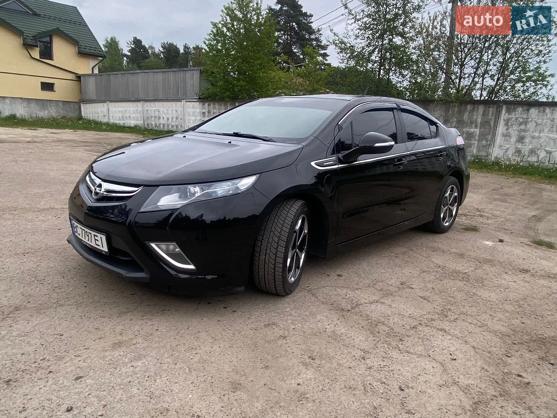 2011 Opel Ampera - фото 1