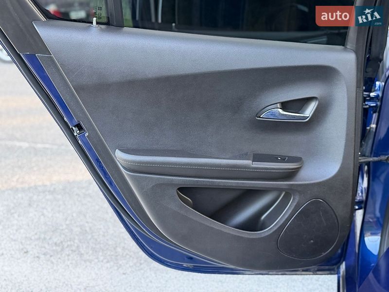 Хэтчбек Opel Ampera 2011 в Киеве