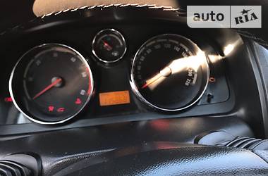 Позашляховик / Кросовер Opel Antara 2009 в 