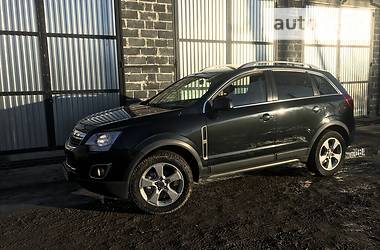 Позашляховик / Кросовер Opel Antara 2012 в 