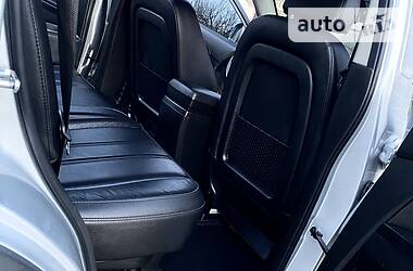 Позашляховик / Кросовер Opel Antara 2012 в 