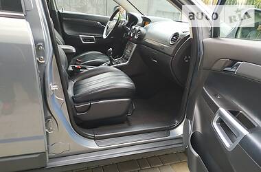 Позашляховик / Кросовер Opel Antara 2011 в 