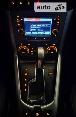 Внедорожник / Кроссовер Opel Antara 2013 в 