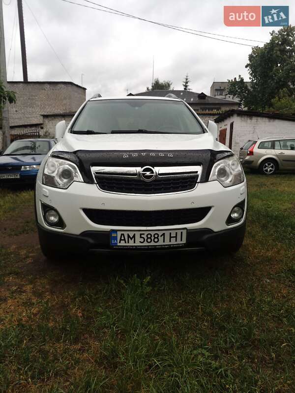 Внедорожник / Кроссовер Opel Antara 2011 в Звягеле