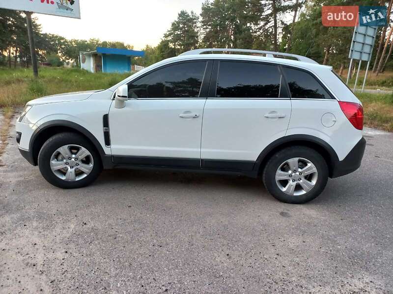 Внедорожник / Кроссовер Opel Antara 2013 в Тараще