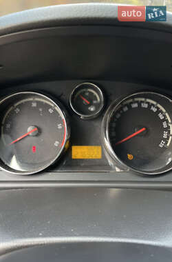 Внедорожник / Кроссовер Opel Antara 2008 в 