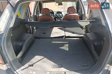 Позашляховик / Кросовер Opel Antara 2012 в 