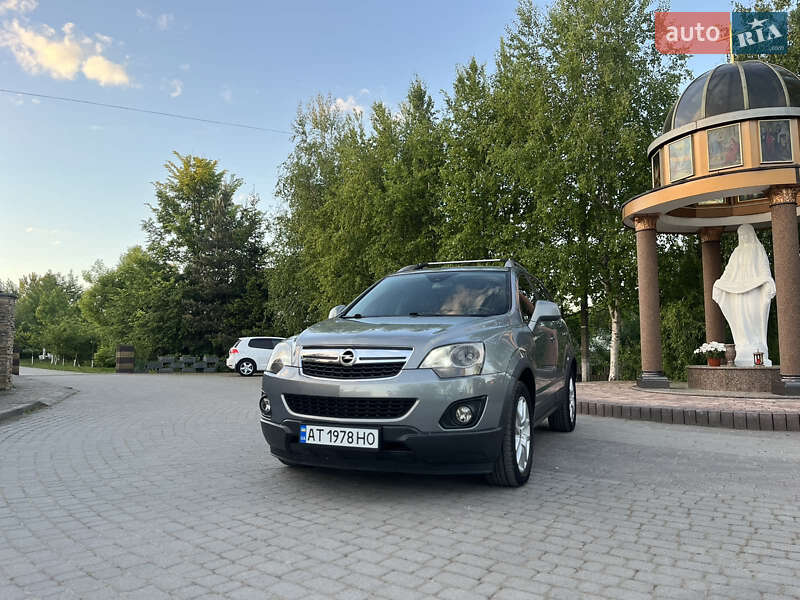 Позашляховик / Кросовер Opel Antara 2012 в Івано-Франківську