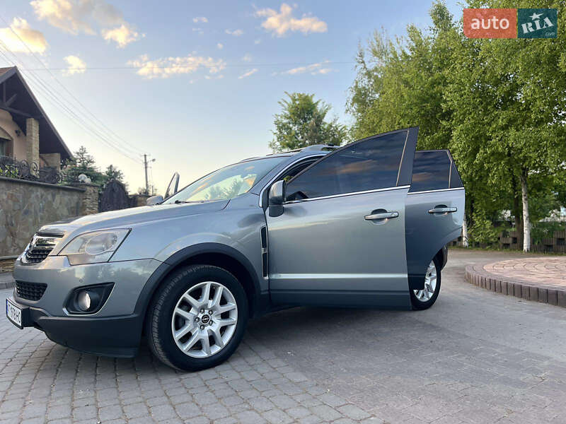 Позашляховик / Кросовер Opel Antara 2012 в Івано-Франківську