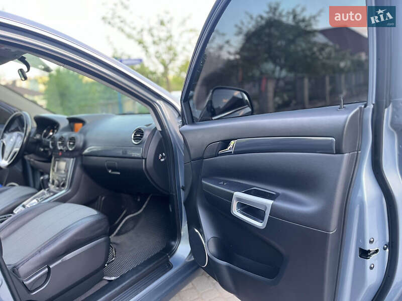 Позашляховик / Кросовер Opel Antara 2012 в Івано-Франківську