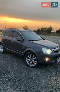 Внедорожник / Кроссовер Opel Antara 2012 в 