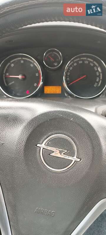 Внедорожник / Кроссовер Opel Antara 2009 в Трускавце